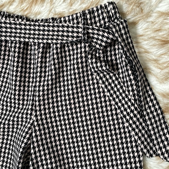 ONE Houndstooth pull on trouser - Picture 3 of 6